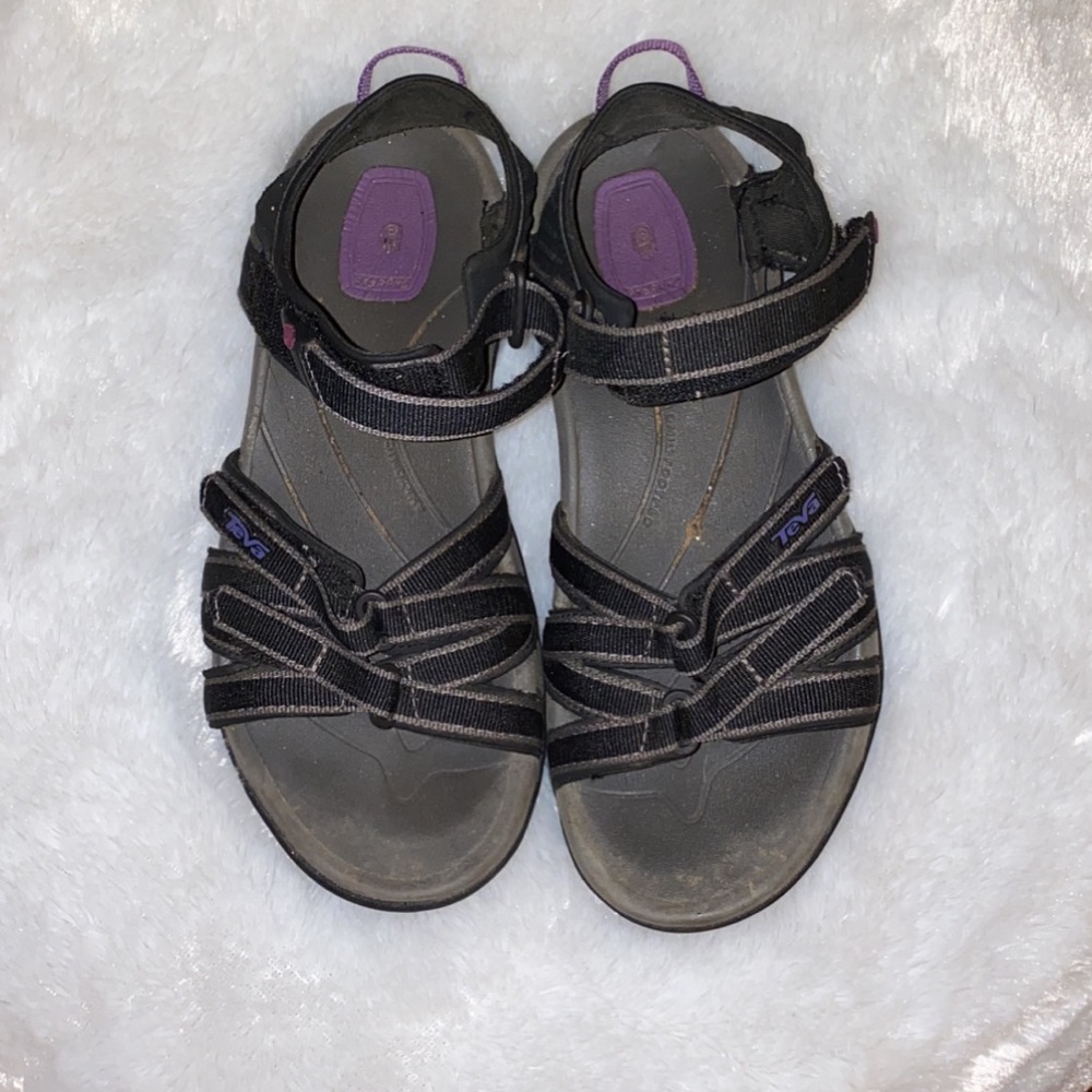 Teva 7.5 Sandals